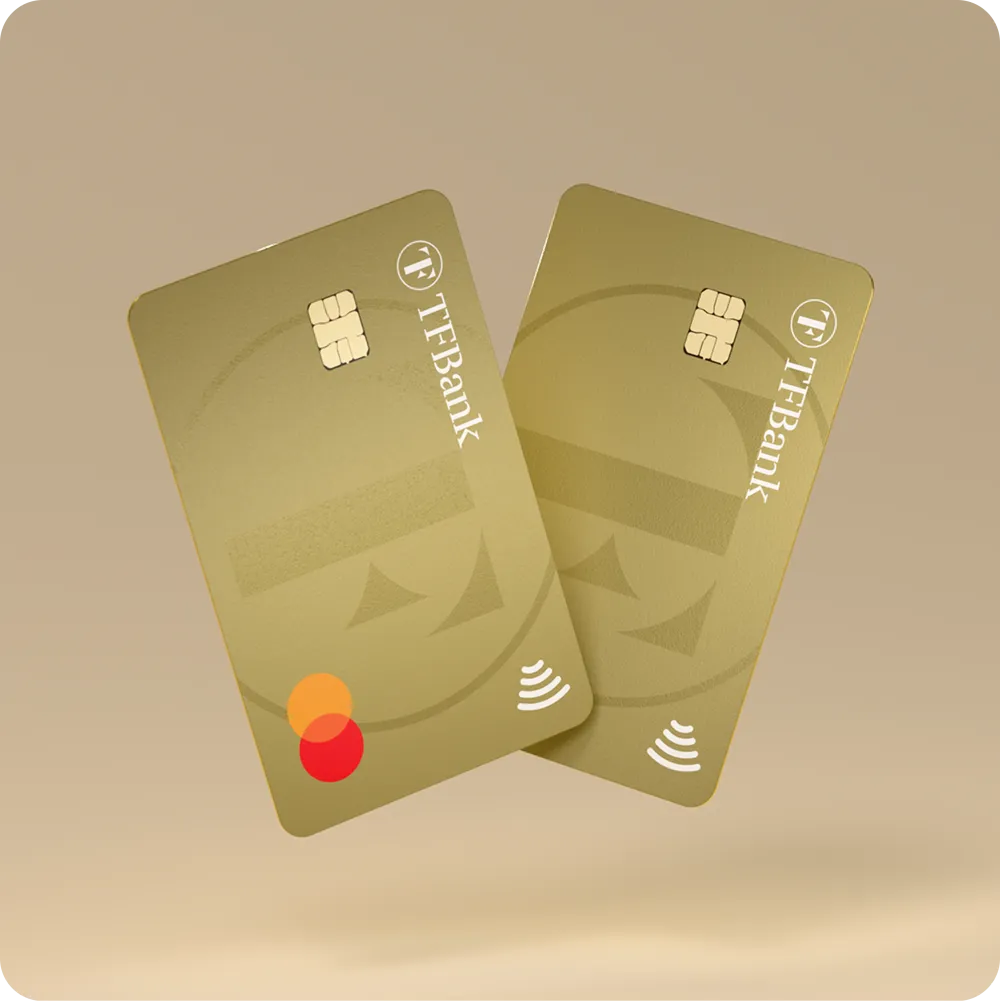 TF Bank Mastercard i gull, fotografert av kortutstederen